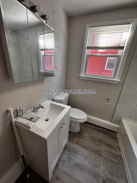 Waugh St. Lowell photo 31