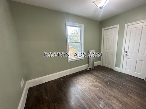 Gladstone St. Everett photo 10