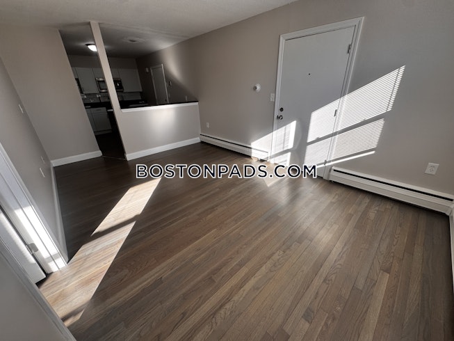 Lowell - $1,950+ /mo