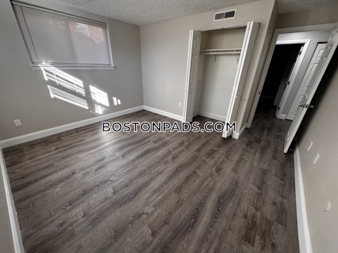 Stevens St. Lowell photo 10