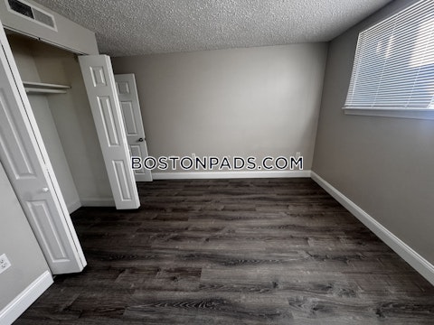 Stevens St. Lowell photo 6