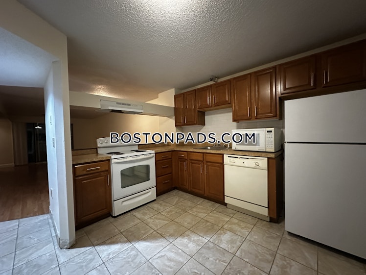 North Beacon St., Boston