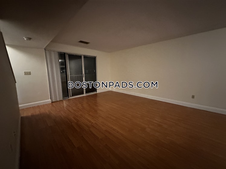 North Beacon St., Boston