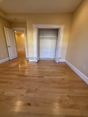 Magazine St. Cambridge