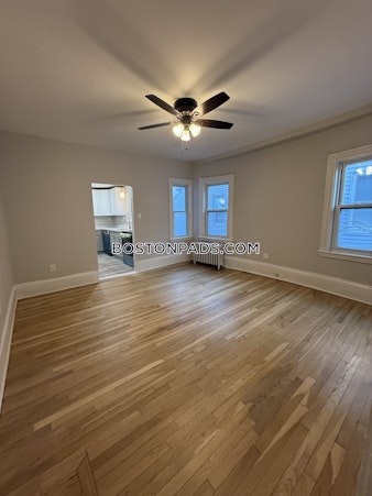 Gladstone St. Everett