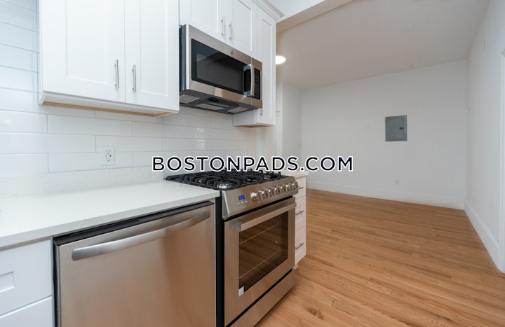 northeasternsymphony-apartment-for-rent-4-bedrooms-1-bath-boston-6700-8015367 