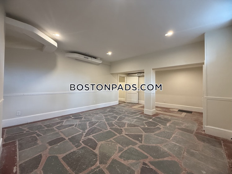 Beacon St., Brookline