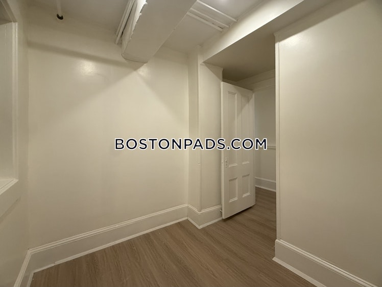 Beacon St., Brookline