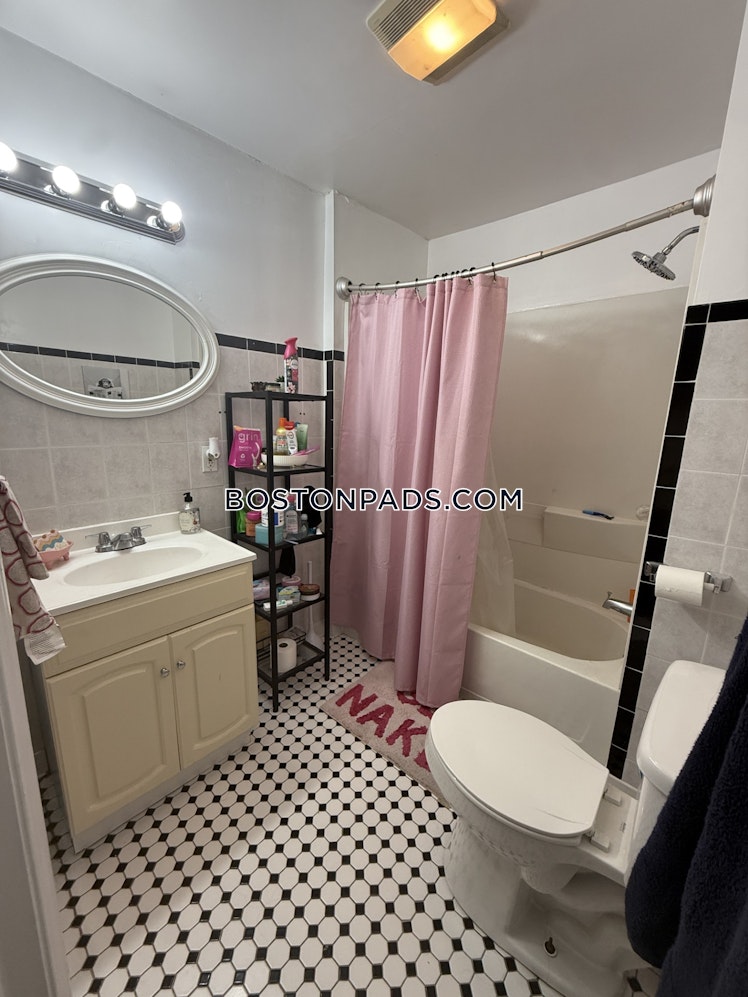 Saint Paul St., Brookline