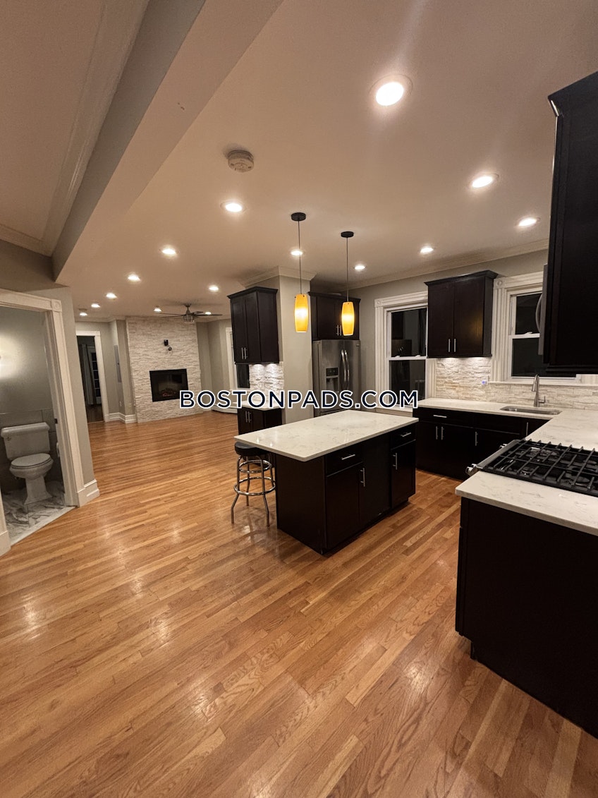 Boston - $4,000+ /month