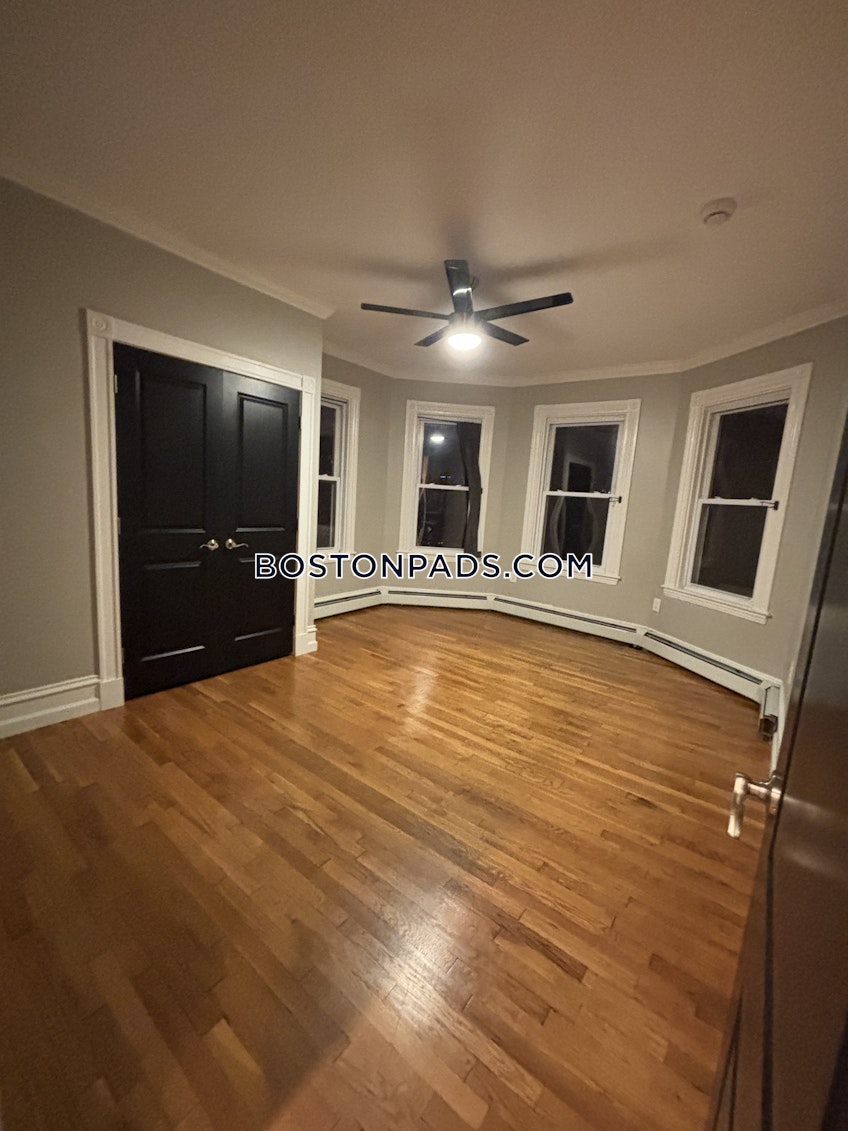 Boston - $4,000+ /month