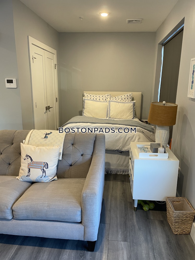 West 5th St., Boston