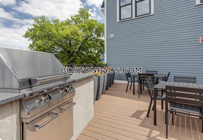 Boston - $1,900+ /mo