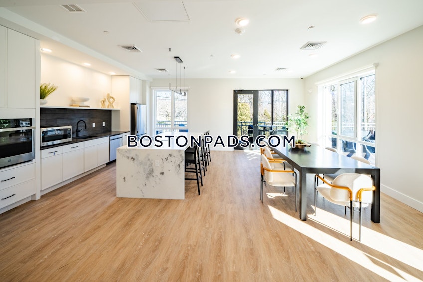 Boston - $2,333+ /month