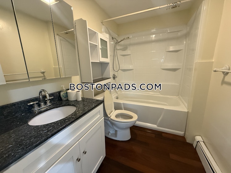 Central Ave., Medford