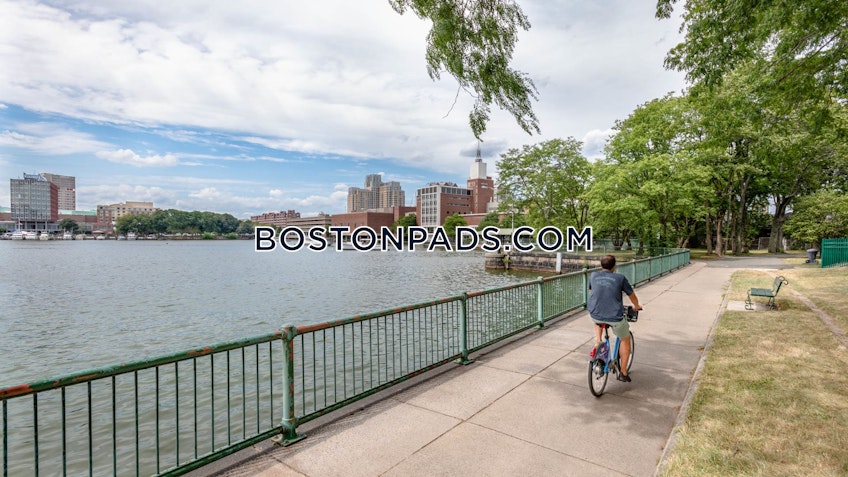 Boston - $5,290+ /month