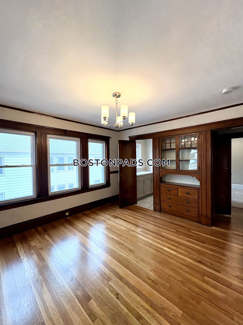 Watertown - $3,200+ /month