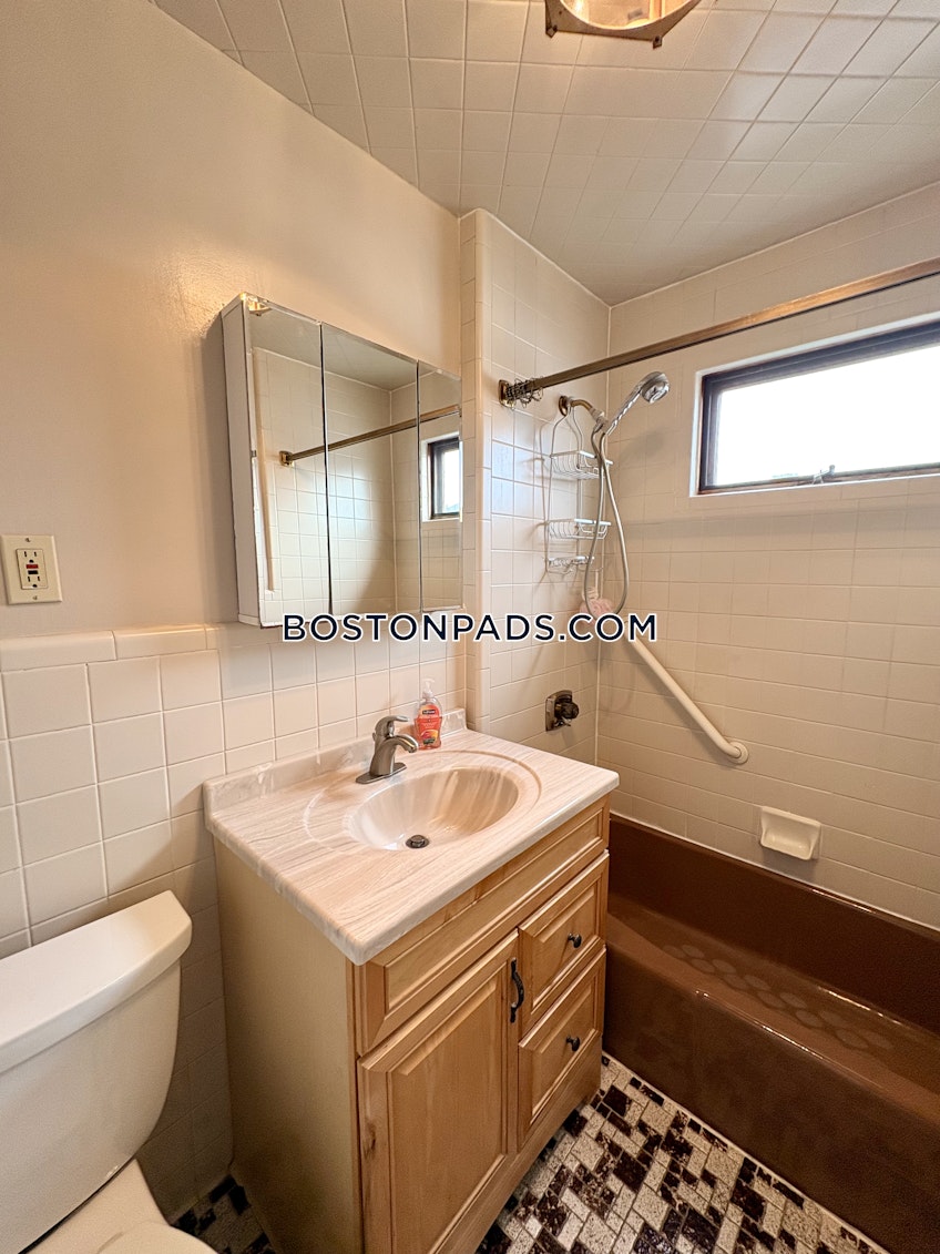 Watertown - $3,200+ /month