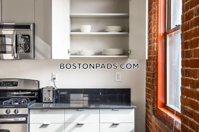 Boston - $4,300+ /mo