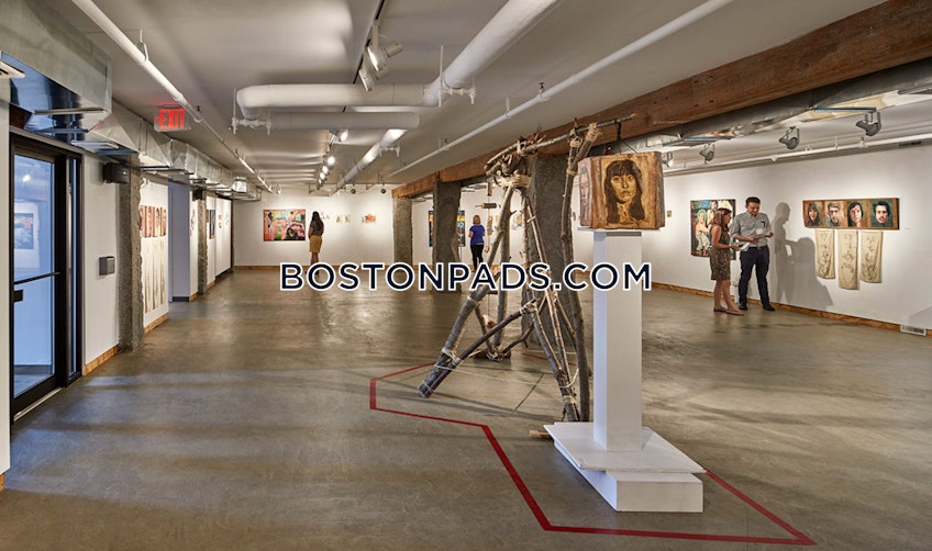 Boston - $4,400+ /month