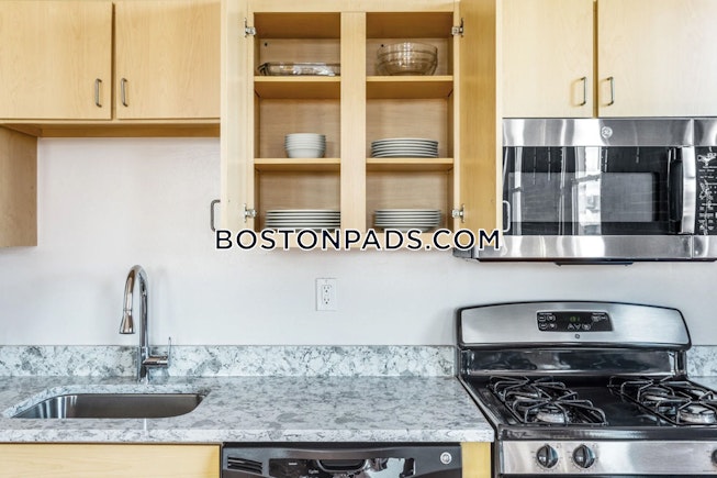 Boston - $5,100+ /mo