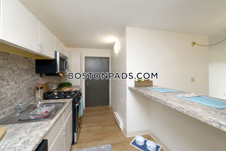 McCusker Dr., Braintree