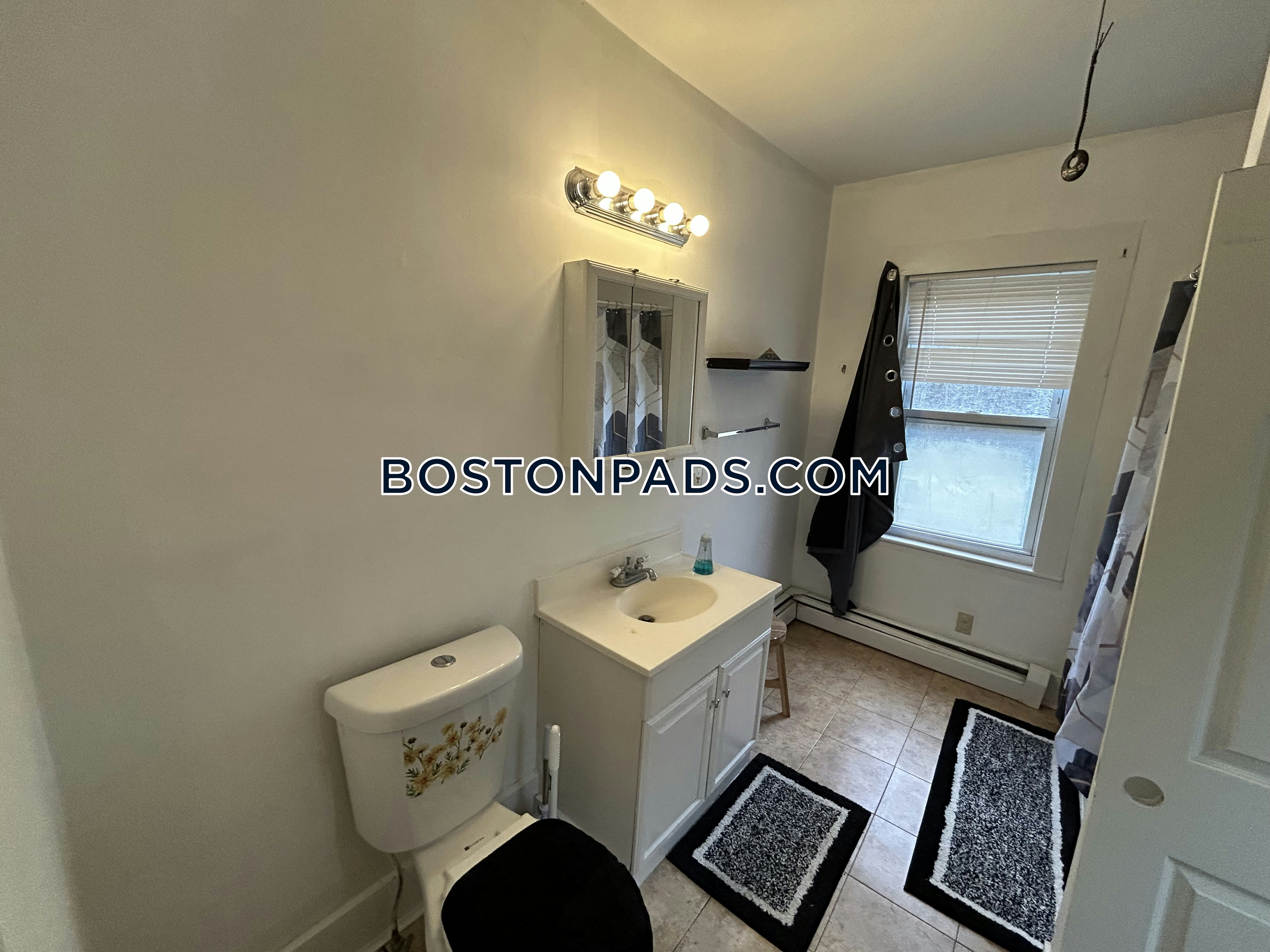 Old Common Rd. Auburn