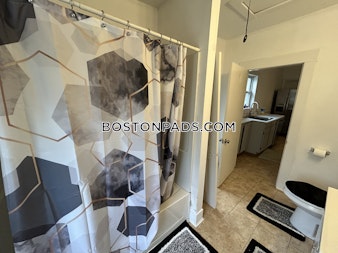 Old Common Rd. Auburn