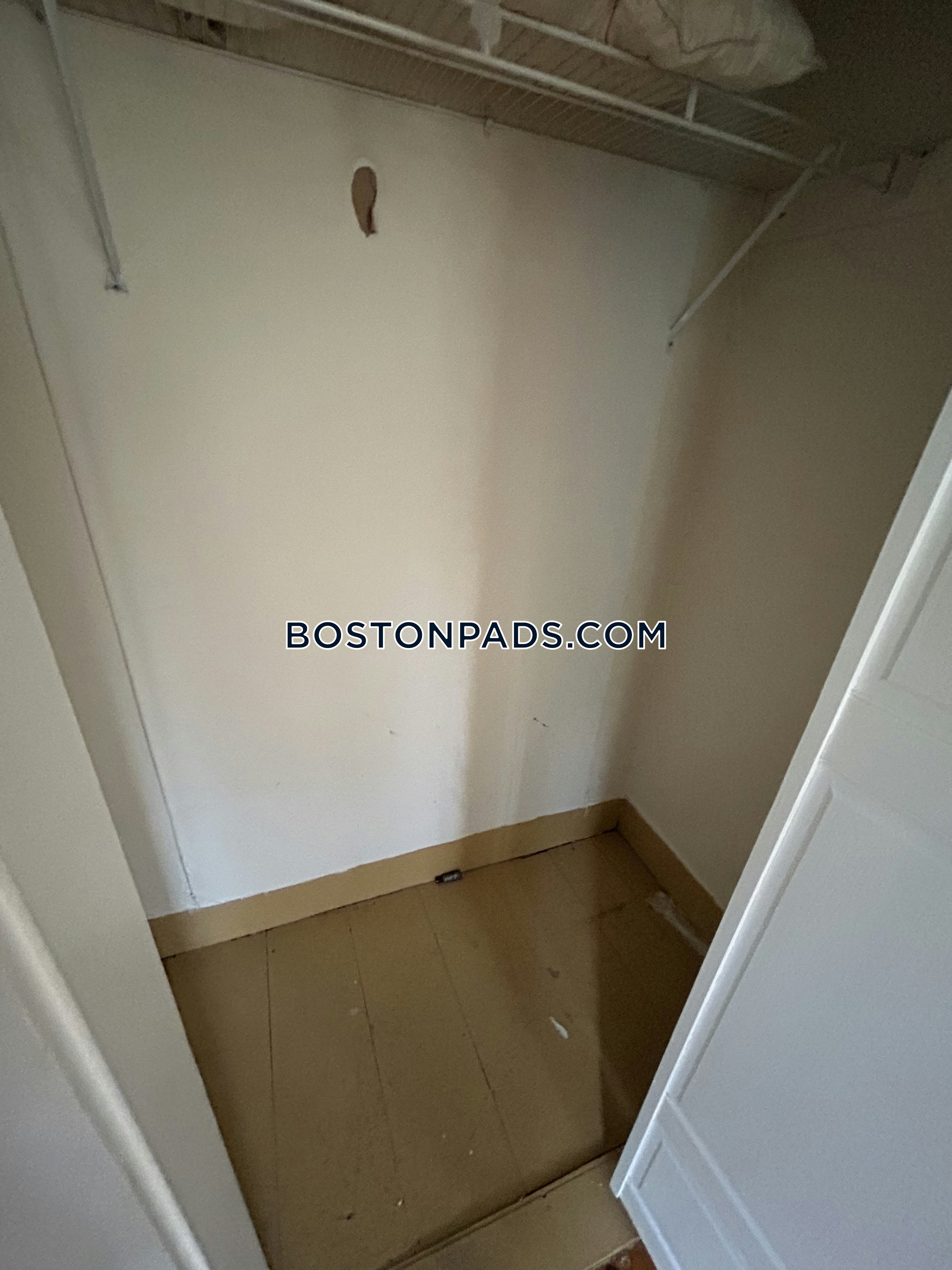 Old Common Rd. Auburn