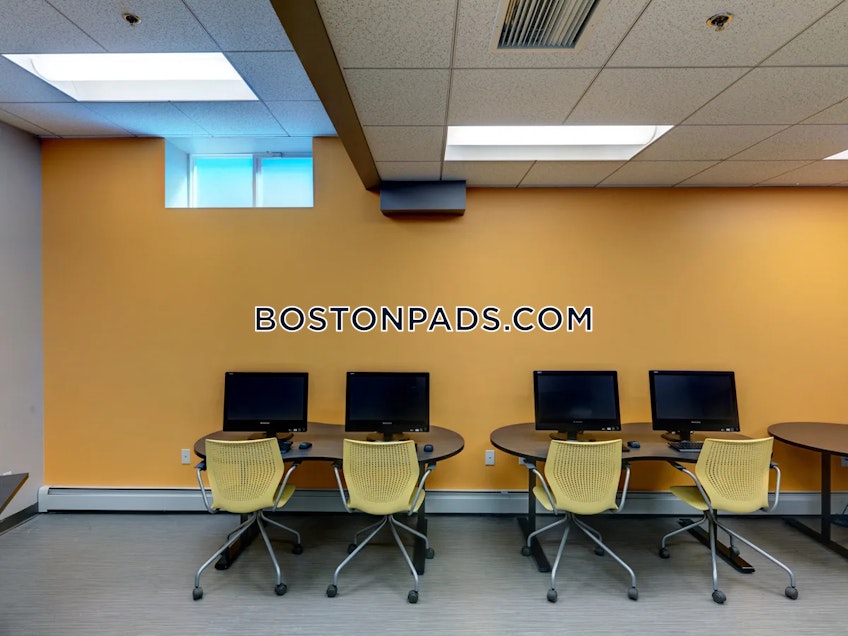 Framingham - $2,977+ /month