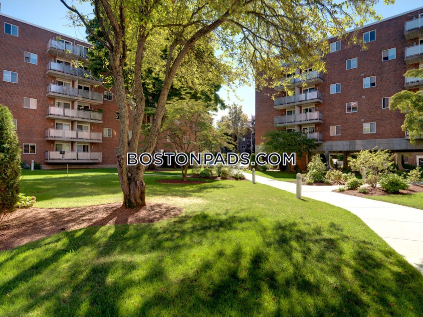 Framingham - $2,977+ /month