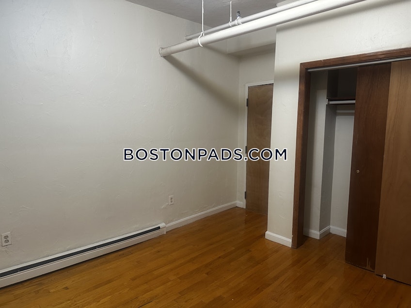 Boston - $2,995+ /month
