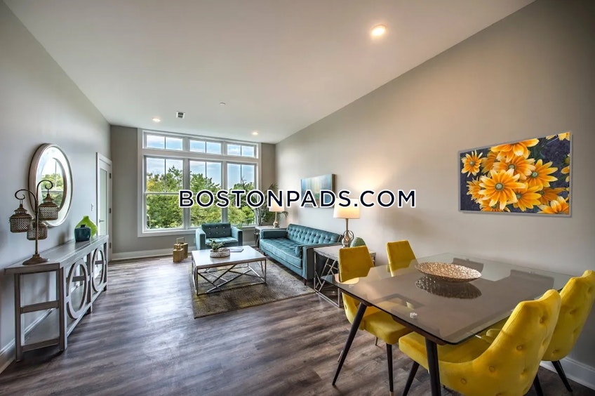 Lynnfield - $2,450+ /month