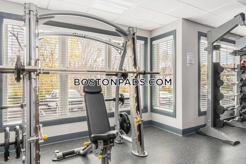 Lynnfield - $2,450+ /month