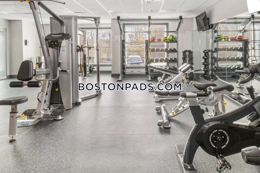 Lynnfield - $2,450+ /month