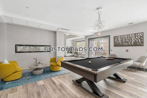 Broadway Lynnfield photo 6