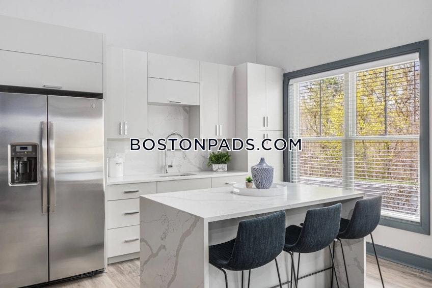 Lynnfield - $2,450+ /month