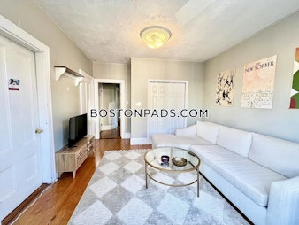 Delle Ave. Roxbury Crossing