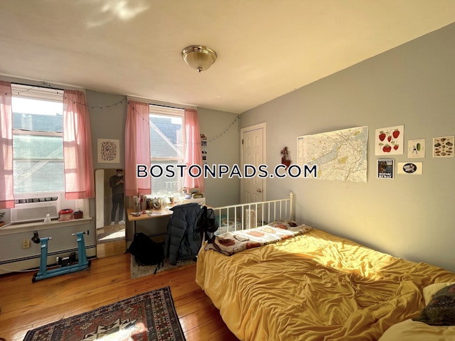 Roxbury Crossing - $4,950+ /mo