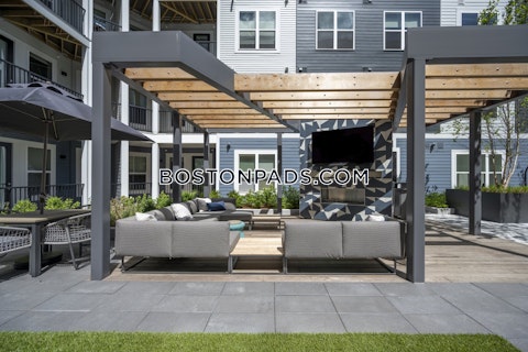 Revolution Dr. Somerville photo 22