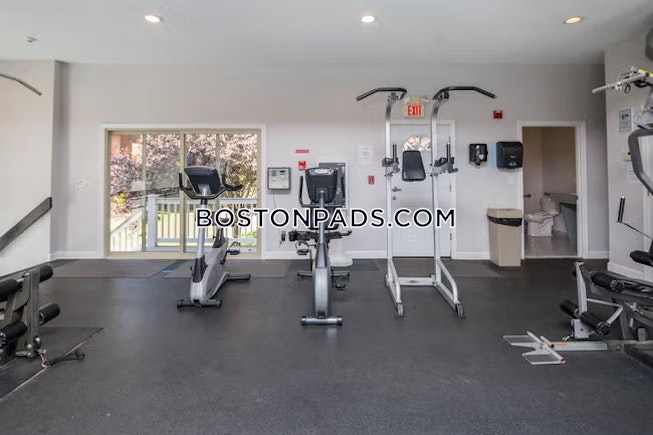 Beverly - $2,300+ /mo