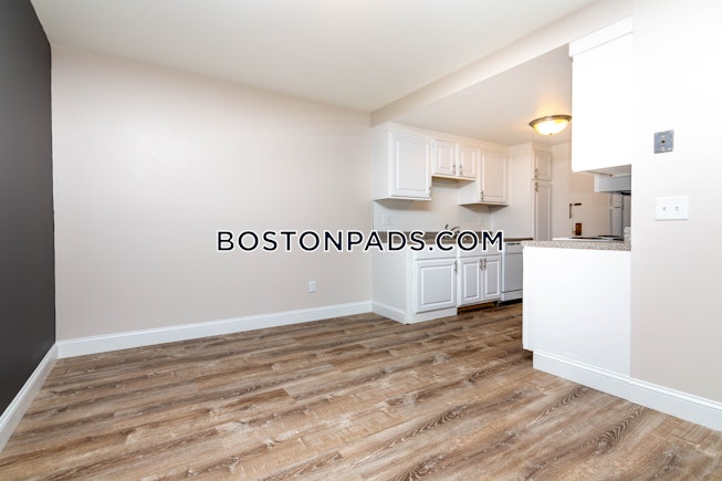 Beverly - $2,300+ /mo