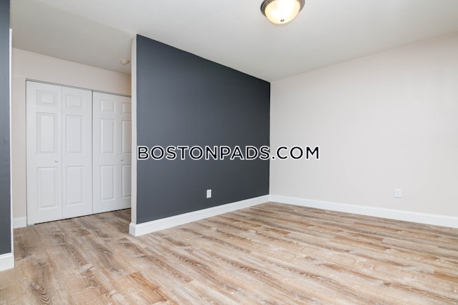 Beverly - $2,300+ /mo