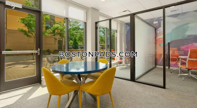 Beverly - $3,426+ /mo