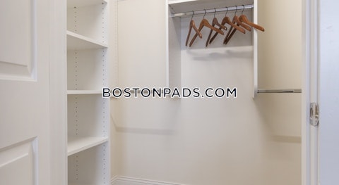 Seven Springs Ln. Burlington photo 20