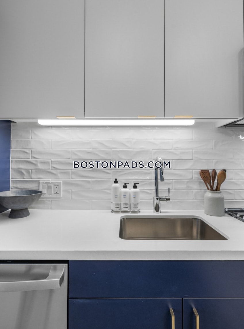 Everett - $3,075+ /month