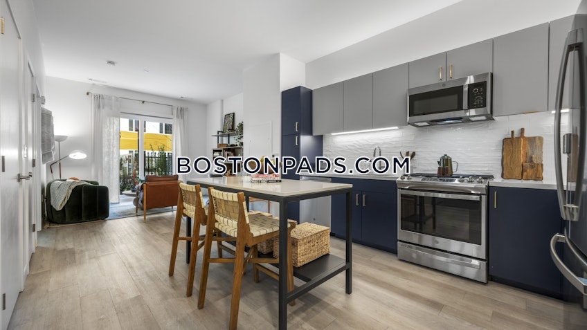 Everett - $3,630+ /month