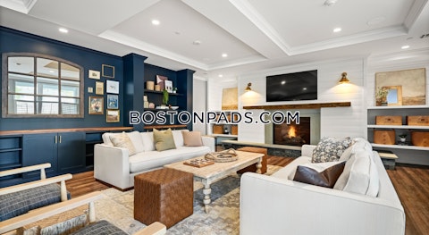 Wall St. Foxborough photo 7