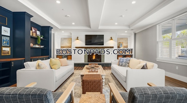 Foxborough - $2,700+ /mo