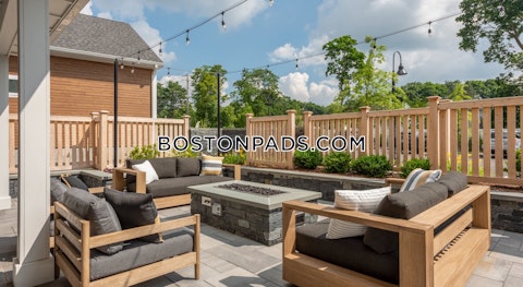 Wall St. Foxborough photo 18